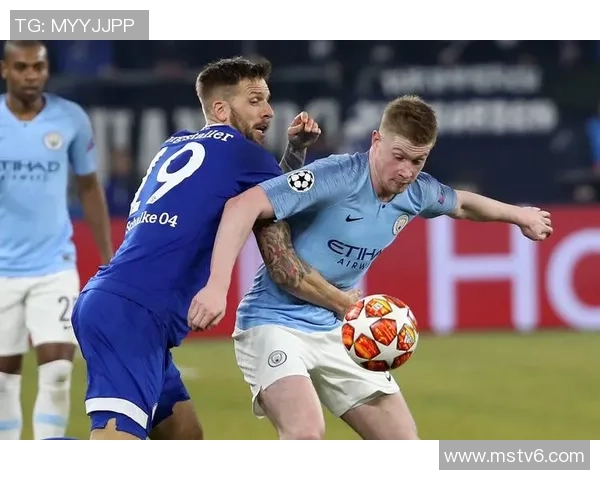 曼城与沙尔克04精彩重播回顾全场比赛亮点与精彩瞬间分析